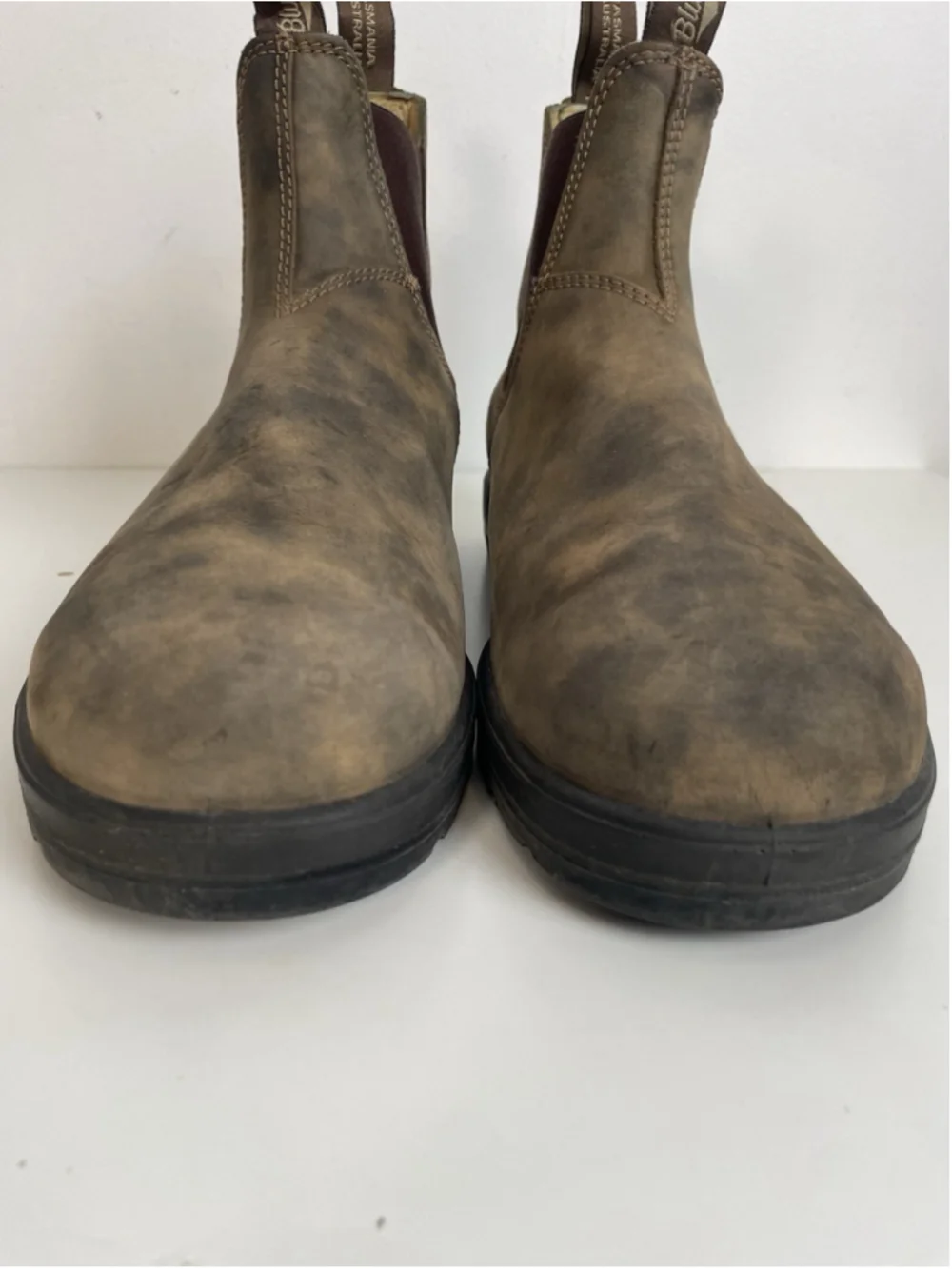 Blundstone 585 Classic Chelsea Boots Men’s US 13 Rustic Brown Leather